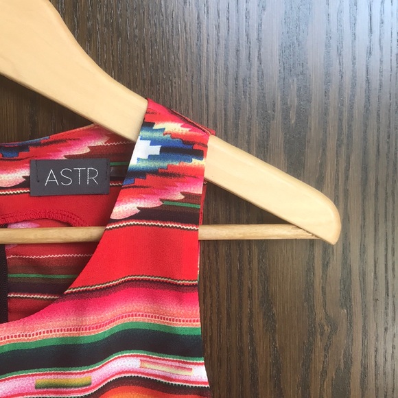 ASTR Southwest Rainbow Stripe Croptop - L - Picture 2 of 4
